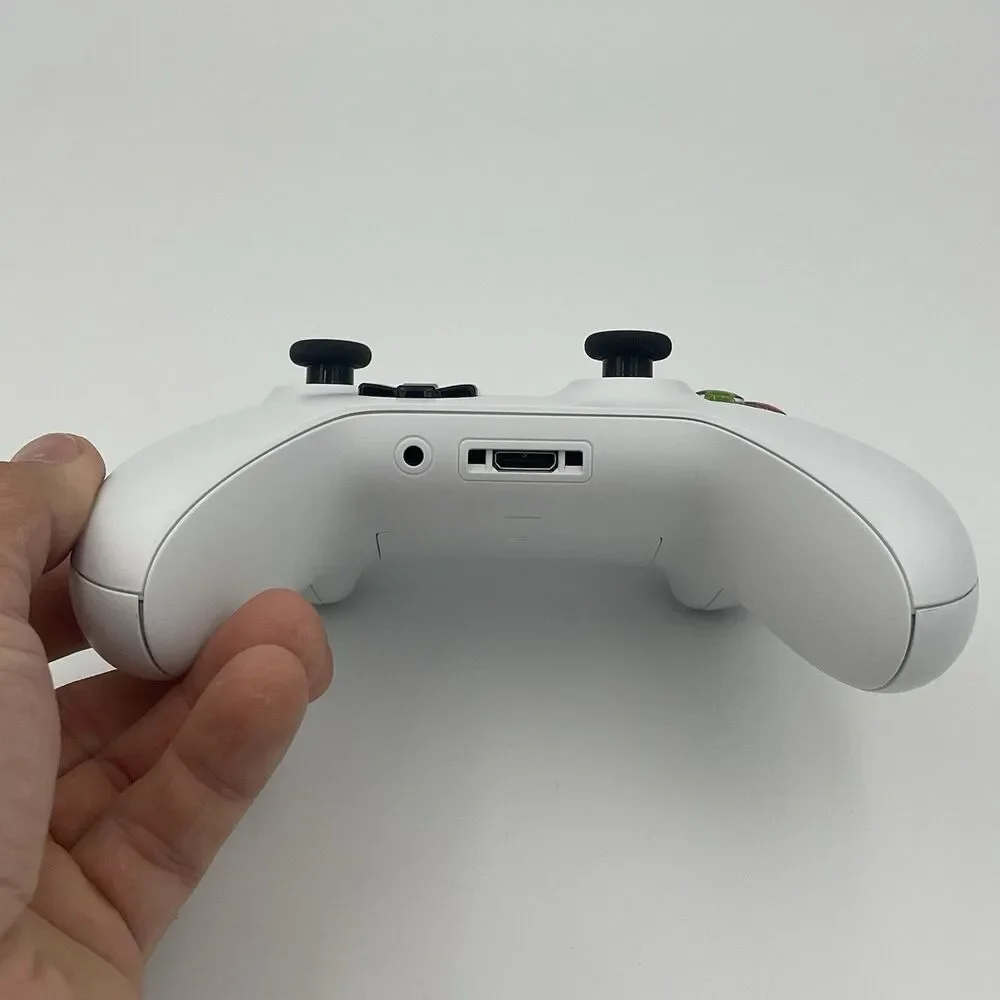 Xbox One White Controller (Model : 1708) Microsoft OEM - Tested & Works Great